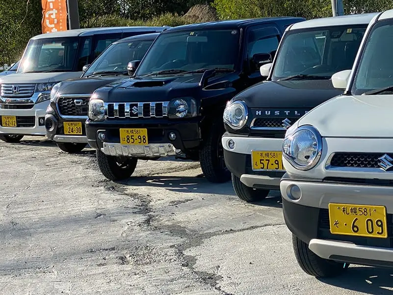 札幌の展示場に並ぶ当社の取扱車両
